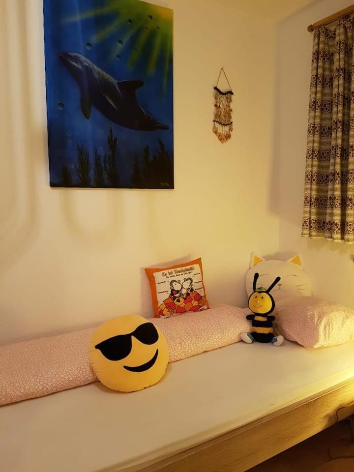 Bed And Breakfast - Die Aelplersuit Fuer Backpackers Im Berghuesli Linthal ภายนอก รูปภาพ